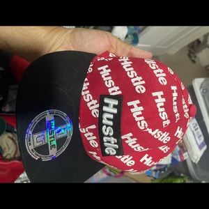Hustle hat new